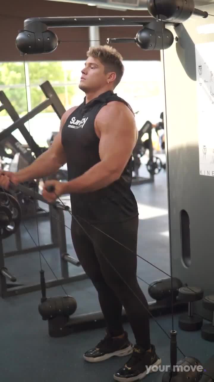 Low Cable Crossover exercise demonstration video